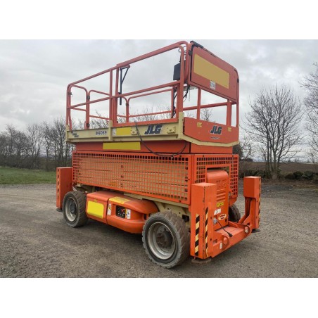 JLG M4069